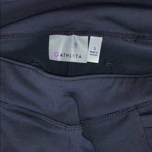 🖤Athleta size small leggings with pockets!